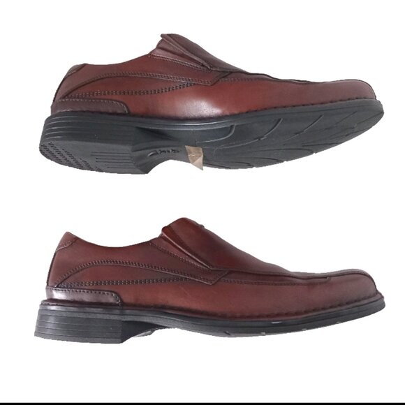 Clarks Men's Brown Leather Slip-on Dress Shoes Size 11M Classic Comfort Loafers - Picture 5 of 9
